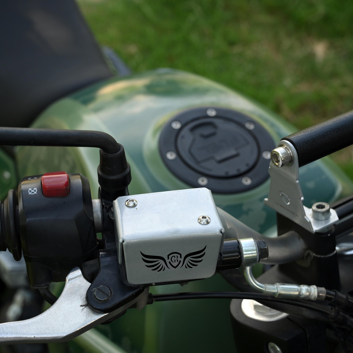 Front Fluid Reservoir Cap for Royal Enfield Himalayan BS4-BS6 Model (2019-21) - Silver